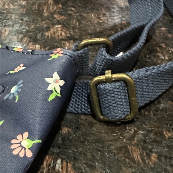 New Fat Face Floral Navy Crossbody Bag - Picture 5 of 7